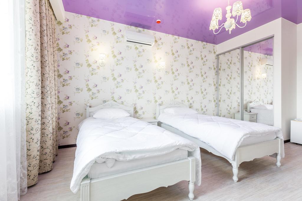 Hotel Premier Kamjanske Kamer foto