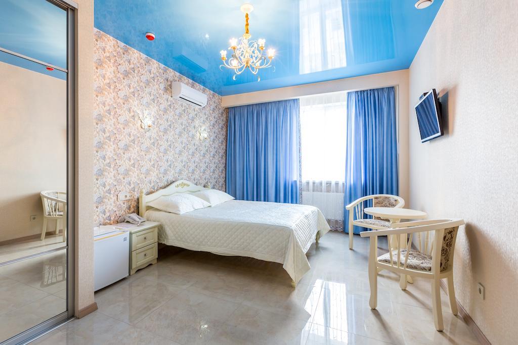 Hotel Premier Kamjanske Kamer foto